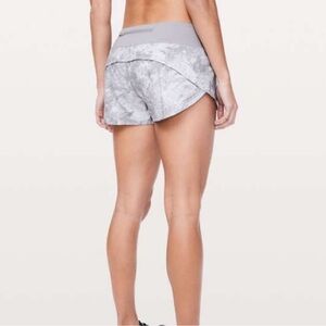 Women's Gray Patterned Shorts Marble